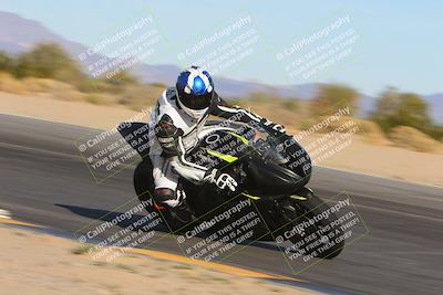 media/Dec-10-2023-SoCal Trackdays (Sun) [[0ce70f5433]]/Turn 10 Inside (140pm)/